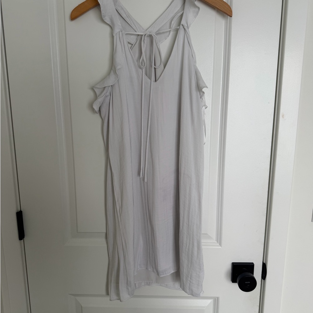 Mod On Trend Chic White Ruffle Halter Neck Mini Dress Small - Picture 5 of 5